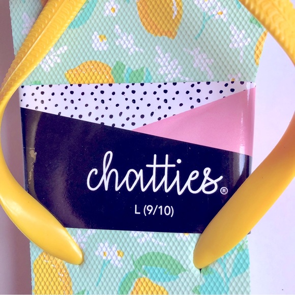 3/$15 LEMONS Flip Flops Sandals Yellow Large Size 9 / 10 Women’s NEW - Picture 3 of 15